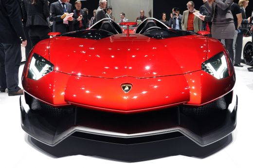 Lamborghini aventador fara parbriz Geneva Roadster