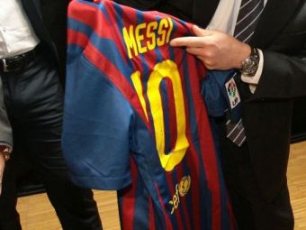 
	Hagi anunta primul roman dupa care Messi va alerga pe teren sa-i ceara tricoul! Vezi care e unul dintre cele mai mari regrete din cariera sa
