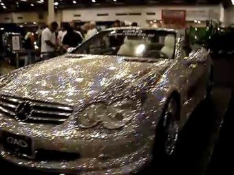 
	VIDEO FABULOS: Asa arata Mercedesul de 1 milion de euro al unui cocalar! De unde crezi ca vine: Texas sau Ferentexas? :))

