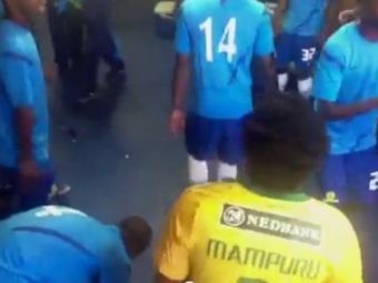 
	VIDEO: Imagini de senzatie inainte de meciul anului in fotbal incheiat 24-0!! Jucatorii au intrat in TRANSA la vestiare! Starul Doctor Mampuru a facut show :))
