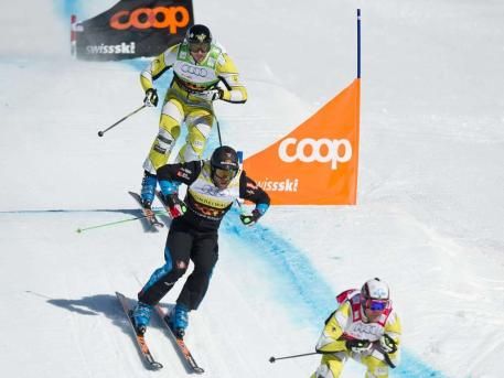 ATENTIE, IMAGINI SOCANTE!! Tragedie in ski! Un sportiv a murit pe loc dupa o aterizare HORROR peste garduri! VIDEO_7