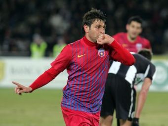 
	SASE, vine Steaua! Rusescu inscrie ajutat de Szukala! U Cluj 0-1 Steaua! Vezi toate fazele meciului
