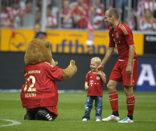 Suntem mici si ne vede toata lumea! Cifrele incredibile ale lui Bayern fac Liga I o joaca de copii! Campioana Romaniei da medaliile inapoi!_2