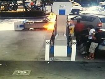 
	VIDEO: Cea mai periculoasa soferita-n viata!&nbsp;Era sa arunce benzinaria in aer si sa-i omoare pe toti!
