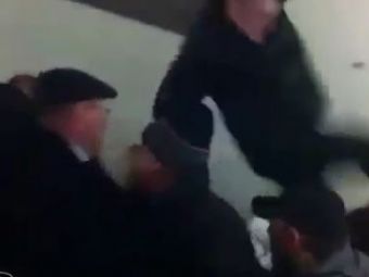 
	VIDEO SOCANT! Huliganii s-au luat la omor pe scarile de la metrou! MACEL dupa derby-ul castigat de &#39;Steaua&#39;
