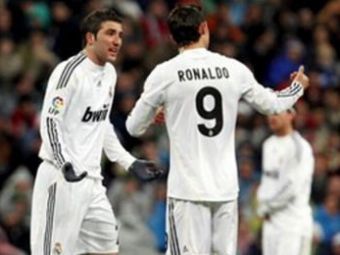 
	Osasuna 1-5 Real Madrid: Dubla Ronaldo si Higuain! Benzema a inscris ca Van Basten in &#39;88! VIDEO
