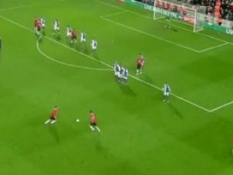 
	VIDEO: Rooney si Giggs au oferit cel mai penibil moment din Premier League! Au batut impreuna o lovitura libera in acelasi timp. Vezi ce-a iesit :)
