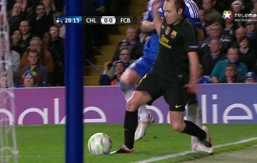 Arbitrajul i-a enervat pe cei de la Barca: "It's a f*****g disgrace!" :) Dovada ca Barca trebuia sa primeasca un penalty contra lui Chelsea:_1