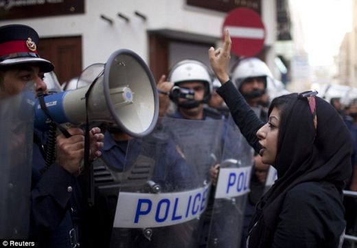 FOTO INCIDENTE in Bahrain! Un protestatar a MURIT in razboiul cu fortele de ordine!_2