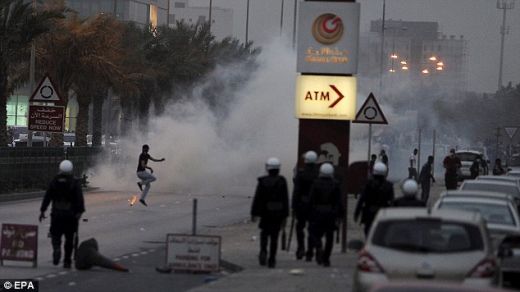 FOTO INCIDENTE in Bahrain! Un protestatar a MURIT in razboiul cu fortele de ordine!_4