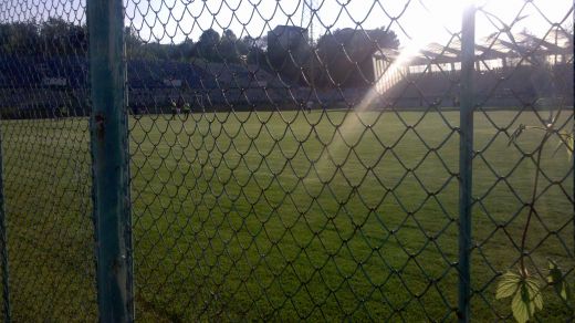 Parcul cu bastani! Stadionul Cotroceni e mancat de rugina si serpi, nocturna "abia se vede" printre palatele din jur! SUPERFOTO_20