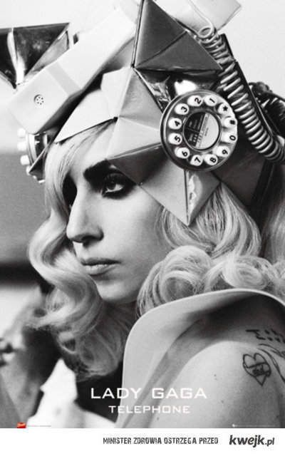 FOTO: Cele mai tari glume dupa THE RING! Vezi ce "opere de arta" are Gigi la palat si cum arata noul echipament a la Lady Gaga din Ghencea :)_3