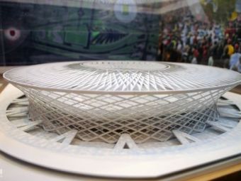 
	VIDEO GENIAL! Dan Petrescu se pregateste sa devina un ZEU pe unul dintre cele mai frumoase stadioane din Europa!
