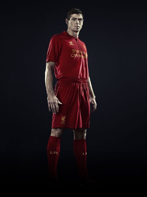 FOTO: Liverpool vrea sa redevina un GIGANT! Site-ul clubului a picat dupa lansarea noului echipament! Cum arata tricoul care va ajunge la 1 milion de oameni:_5