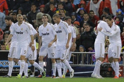 Dubla lui Ozil si golurile lui Cristiano Ronaldo si Benzema au incheiat un sezon PERFECT: Real 4-1 Mallorca; Sarbatoare pe Bernabeu!_2