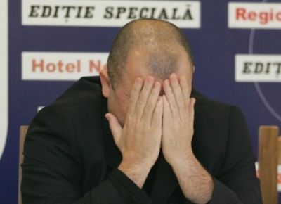 
	Craiova, exclusa oficial din fotbal, Mititelu ataca dur: &quot;Vor sa faca o noua echipa la Craiova!&quot; Pentru cine a &quot;lucrat&quot; Sandu
