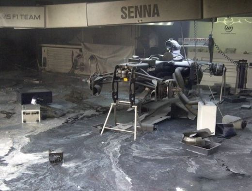 POZA ZILEI! Explozie in garajul celor de la Williams la finalul cursei de la Barcelona! Vezi ce a mai ramas dintr-o super masina de 2 mil. de dolari_2