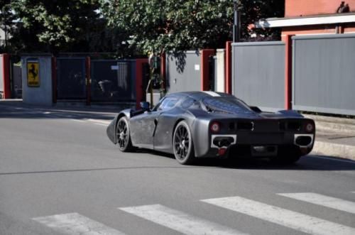 FOTO Ferrari vrea sa SPULBERE recordul Bugatti Veyron! Cum arata noul ENZO, masina F1 de sosea care prinde 400km/h!_1