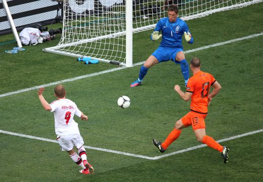 Rezultat SOC in grupa MORTII: Olanda 0-1 Danemarca! Olandezii au ratat ENORM, portarul Andersen a fost omul meciului!_4