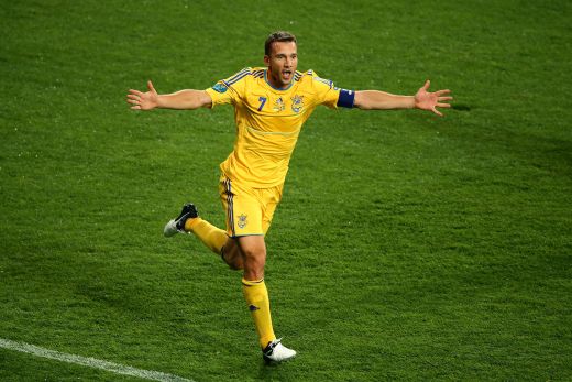 Victorie de VIS intr-un vulcan cu 70000 de ucrainieni: Ucraina 2-1 Suedia! Ibra a deschis scorul, Shevchenko a reusit dubla in 8 minute!_9
