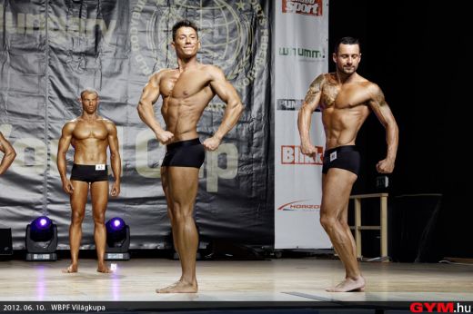 Transformarea uluitoare a unui instructor de fitness din Bucuresti: A dat jos 15 kg in doua luni si a facut senzatie la mondiale FOTO:_9
