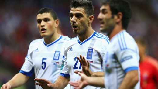 Cea mai mare surpriza de la Euro! Grecia se califica in sferturi alaturi de Cehia, dupa golul lui Karagounis! Vezi toate fazele din Grecia 1-0 Rusia_2