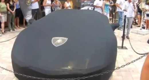 
	VIDEO: Cum poate sa arate un Lamborghini de jumatate de milion de dolari!
