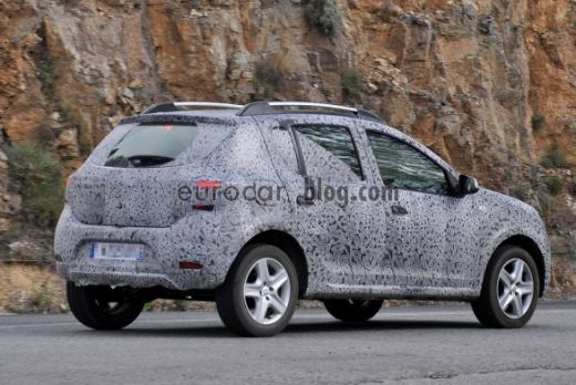FOTO SPION! Un nou model Dacia, gata de relansare! Cum arata noul Stepway pe sosea!_4