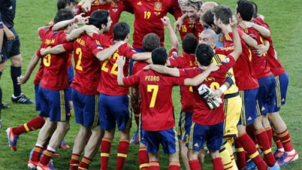 
	VIDEO: Nimeni nu se astepta la asta! SECRETUL INTUNECAT al Spaniei! Ce ajutor INCREDIBIL a primit nationala lui Del Bosque ca sa castige Euro:
