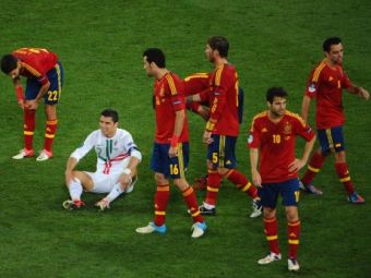 
	UEFA a ales cea mai buna echipa de la Euro! Jucatorul care a castigat Gheata de Aur lipseste! Ronaldo, in lotul largit! Cum arata primul 11?
