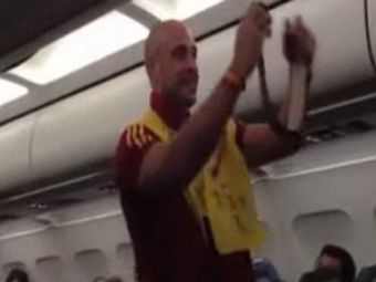 
	VIDEO: Imagini UNICE din avionul campionilor! Reina a facut pe stewardesa pana in Spania :)&nbsp;
