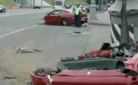 Ferrari 612 Scaglietti 200 km/h 4 oameni accident Rusia