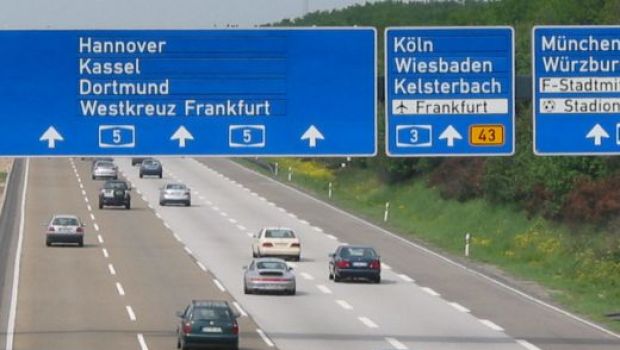 
	Culmea mileniului! PSD vrea sa limiteze viteza pe&nbsp;autostrazile din Germania&nbsp;la 130 de km/h!

