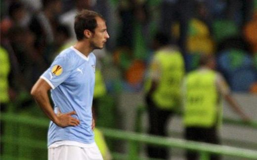 
	VIDEO: Stefan Radu a plans alaturi de fani! Lazio si-a pierdut SIMBOLUL! Drama incheiata intr-un mod miraculos cu aplauze:
