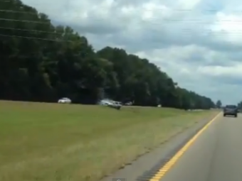 VIDEO HALUCINANT 18+: TAMPITUL asta a luat-o pe contrasens ca sa MOARA intr-un accident teribil! Gest SOCANT pe autostrada