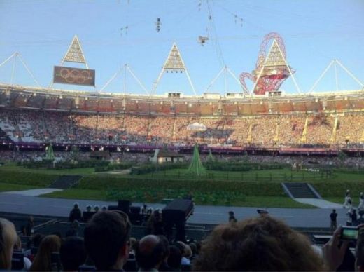 FOTO Ceremonie IMPRESIONANTA la Jocurile Olimpice! Un SAT intreg se muta pe stadion! Cum arata REGIA de 35 de milioane:_24
