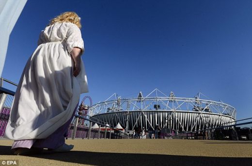 FOTO Ceremonie IMPRESIONANTA la Jocurile Olimpice! Un SAT intreg se muta pe stadion! Cum arata REGIA de 35 de milioane:_8