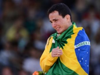 
	Gestul dupa care a ras pana si REGINA! Un brazilian s-a facut de ras la Jocurile Olimpice! :) Vezi ce a facut nebunul asta:
