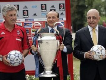 
	CATASTROFA la Milano! Anunt SOC facut de Berlusconi ii innebuneste pe fanii lui AC Milan:
