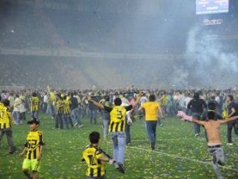 
	RAZBOI la Piatra Neamt! Turcii vor fi dati afara de pe stadion! Anuntul care i-a scos din MINTI pe fanii lui Fenerbahce:
