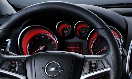 
	FOTO: Masina pe care o asteapta toti fanii Opel! NOUA Astra decapotabila! Se lanseaza&nbsp;la Paris cu&nbsp;200 CP!
