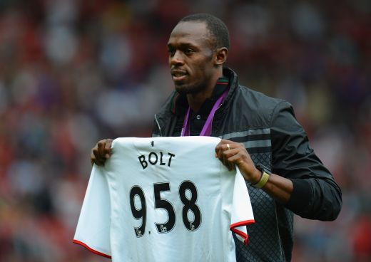 OFICIAL! Usain Bolt isi indeplineste VISUL! A semnat cu Manchester United si a fost prezentat pe Old Trafford!_4