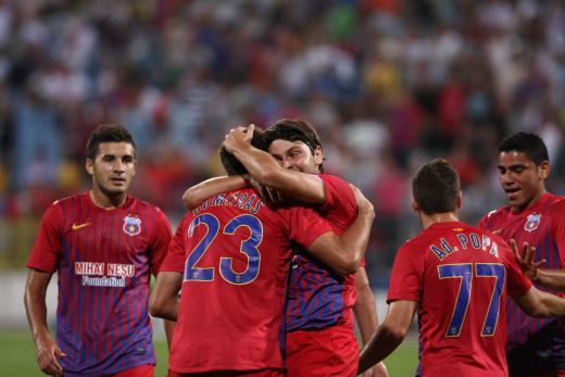 
	VIDEO: Steaua, a 9-a calificare consecutiva in grupe: Steaua 3-0 Ekranas! Vezi aici toate golurile:
