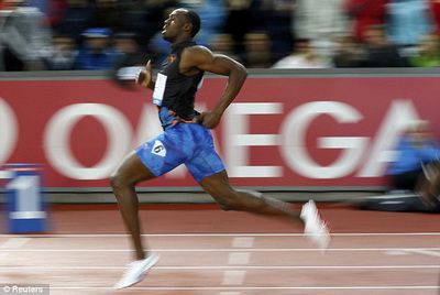 FULGERUL Usain Bolt a USCAT PISTA la 200 de metri: vezi cursa nebuna pe ploaie in care a stabilit un nou RECORD! VIDEO_2