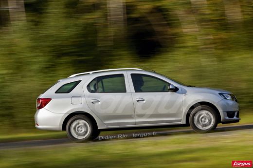FOTO Dacia mai lanseaza doua masini NOI! PREMIERA! Vezi cum arata SW si Pick Up - modele inspirate din Logan II!_1