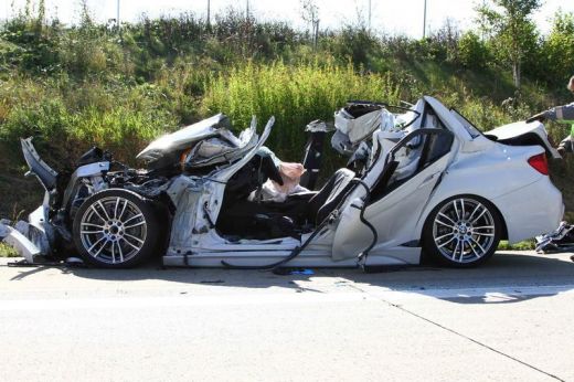 BMW accident mort Seria 3 Hybrid teste