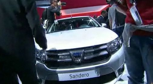 FOTO Dacia a lansat OFICIAL noile Sandero, Logan si Stepway la Salonul Auto de la Paris! Vezi aici lista de PRETURI:_6