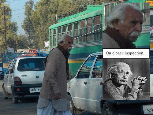 Imaginea care a SOCAT 1 MILIARD de oameni! "Einstein TRAIESTE!" A fost fotografiat pe strazile din India!_1