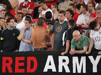 
	Masuri speciale ANTI-HOOLIGANS! Clujenii cheama politisti din Anglia ca sa nu iasa scandal la meci! Ce desfasurari de forte vor fi la CFR - Man United:
