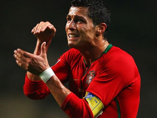 Mesajul din tribuna care l-a emotionat pe Cristiano Ronaldo: "Va multumesc din suflet" FOTO FABULOS de la Portugalia - Irlanda de Nord_2